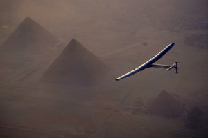 Solar Impulse in Egypt Image source – Solar Impulse © Pictures / Round-The-World-Flight / RTW_Flight # 1 to # 16 From Abu Dhabi to Cairo, Egypt / RTW_Leg #16 Sevilla, Spain to Cairo, Egypt pilot: Bertrand Piccard