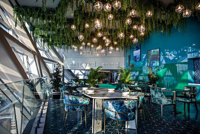 Cyan Brasserie, Andaz Capital Gate