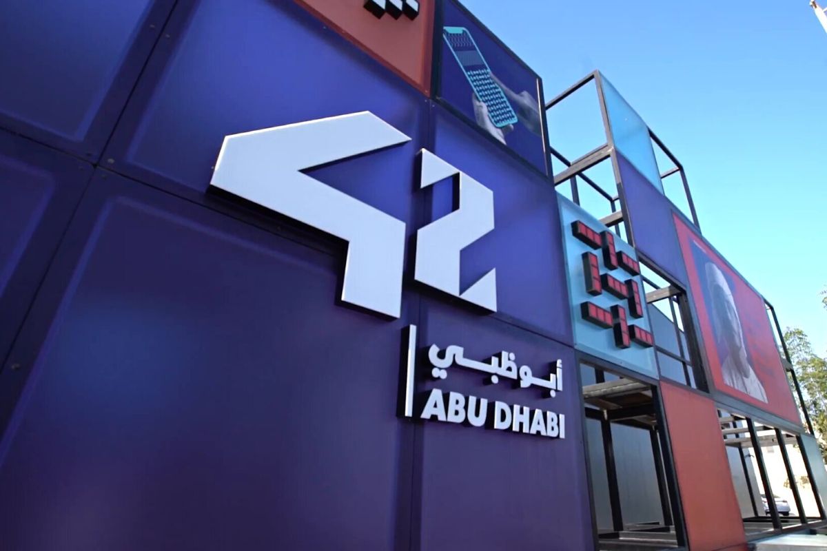 how-42-abu-dhabi-s-gamified-peer-to-peer-learning-model-is