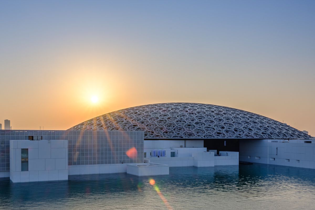 Manuel Rabaté (H.01) : 24h au Louvre Abu Dhabi - HEC Stories