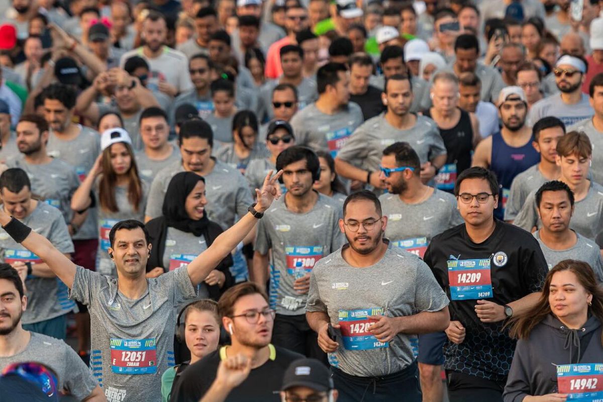 Crowd of people running for ADNOC Abu Dhabi Marathon