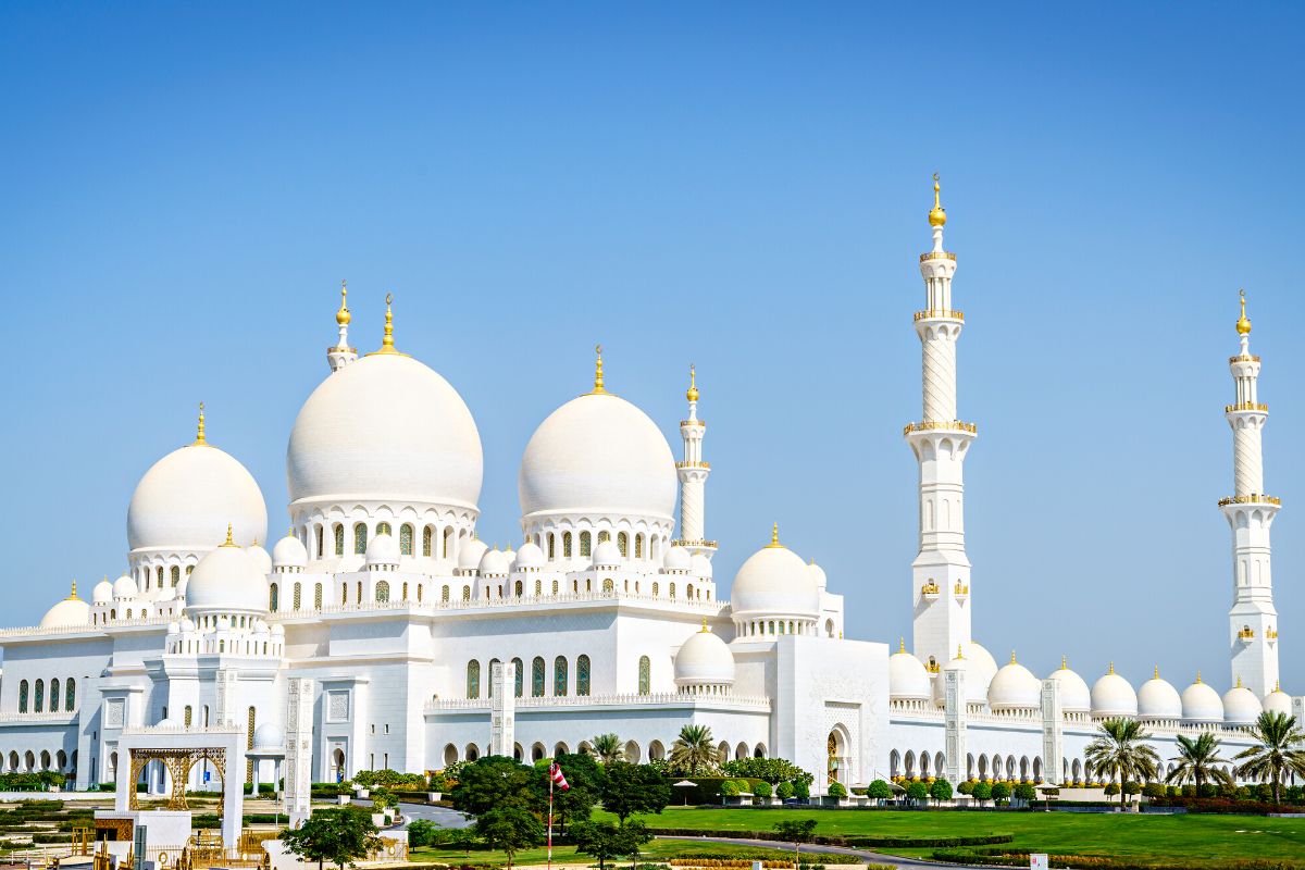 An exterior view of the Sheikh Zayed Grand Mosque in Abu Dhabi