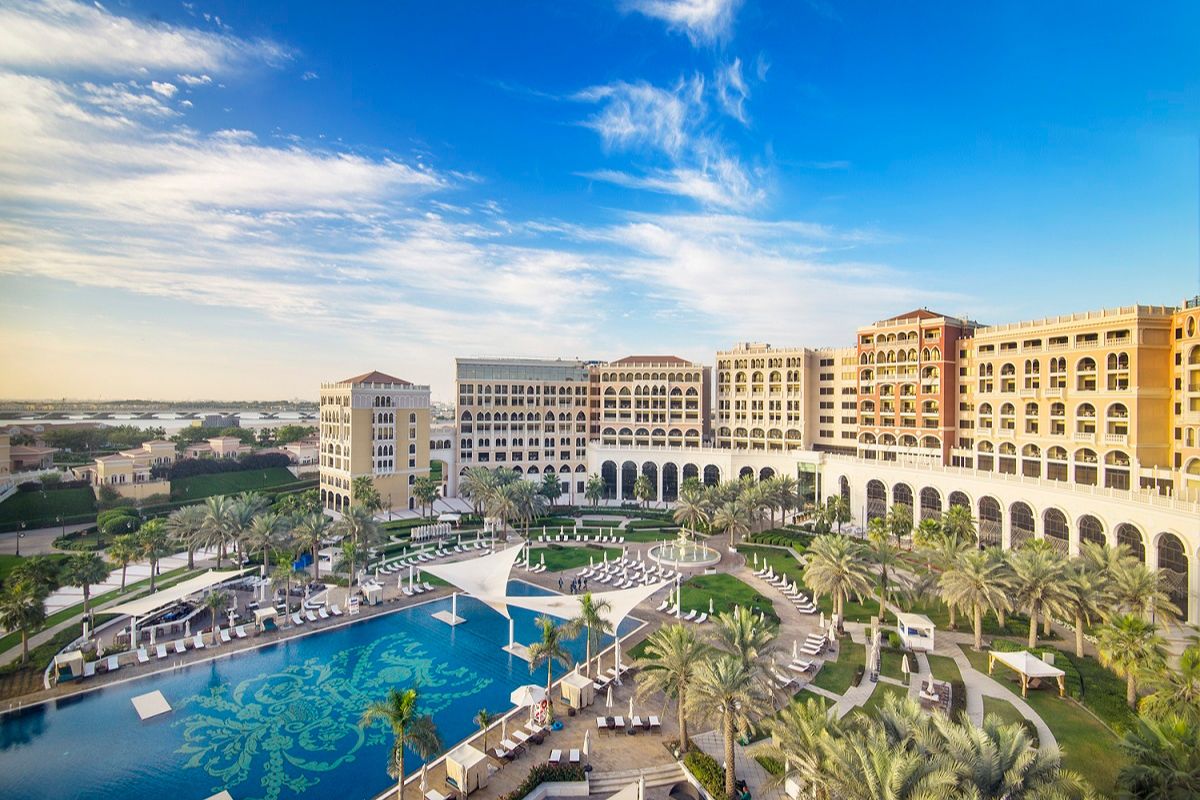 The Ritz-Carlton Abu Dhabi - Beach & Views