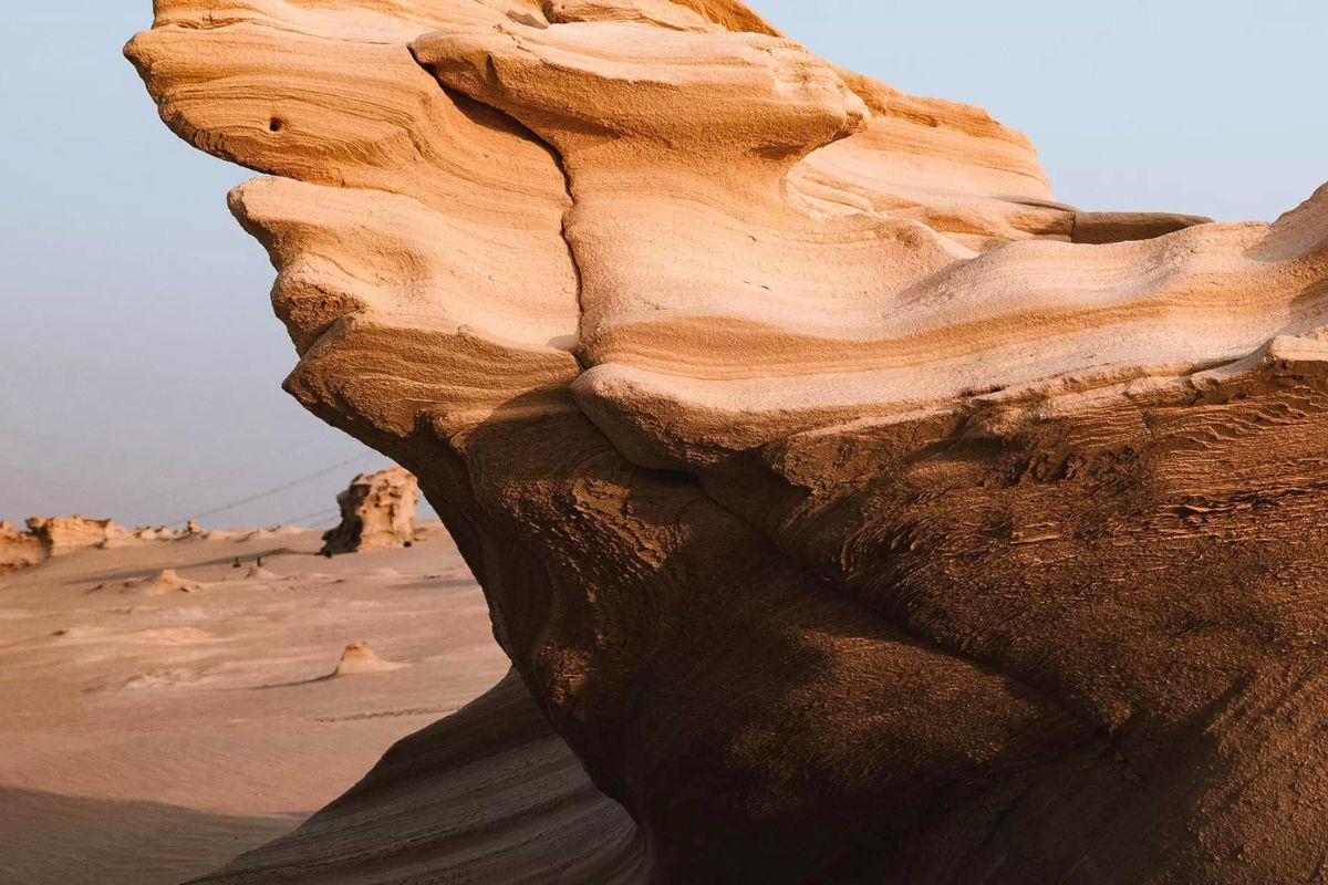 fossil dunes, fossil dunes in al wathba, fossil dunes in abu dhabi, fossil dunes in the uae, uae fossil dunes, fossil, environment abu dhabi, environment abu dhabi 2023, al wathba closed, al wathba opening, al wathba 2023