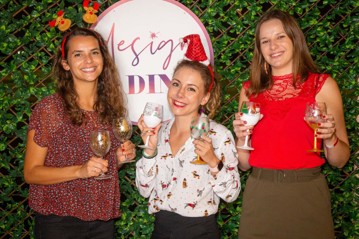 Design and Dine holiday edition (2) design and dine, event, design and dine event, design and dine abu dhabi, design and dine dubai, design and dine corporate events, design and dine private events, design and dine booking, design and dine prices, design and dine concept, design and dine abu dhabi bookings, design and dine paint class, design and dine paint, design and dine paiting classes, design and dine schedules, design and dine packages, design and dine packages abu dhabi, design and dine packages dubai