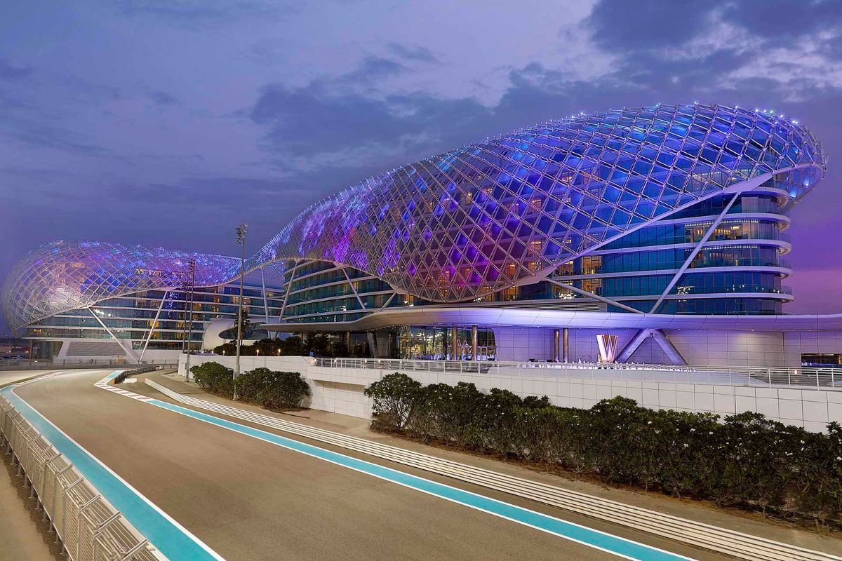 W Hotel Abu Dhabi, Race weekend 2023, race weekend, f1 race weekend, f1 abu dhabi, abu dhabi grand prix, abu dhabi grand prix 2023, f1 abu dhabi 2023, f1, w hotel, f1 race deals in abu dhabi, f1 race deals in abu dhabi 2023, f1 championships 2023, f1 championships