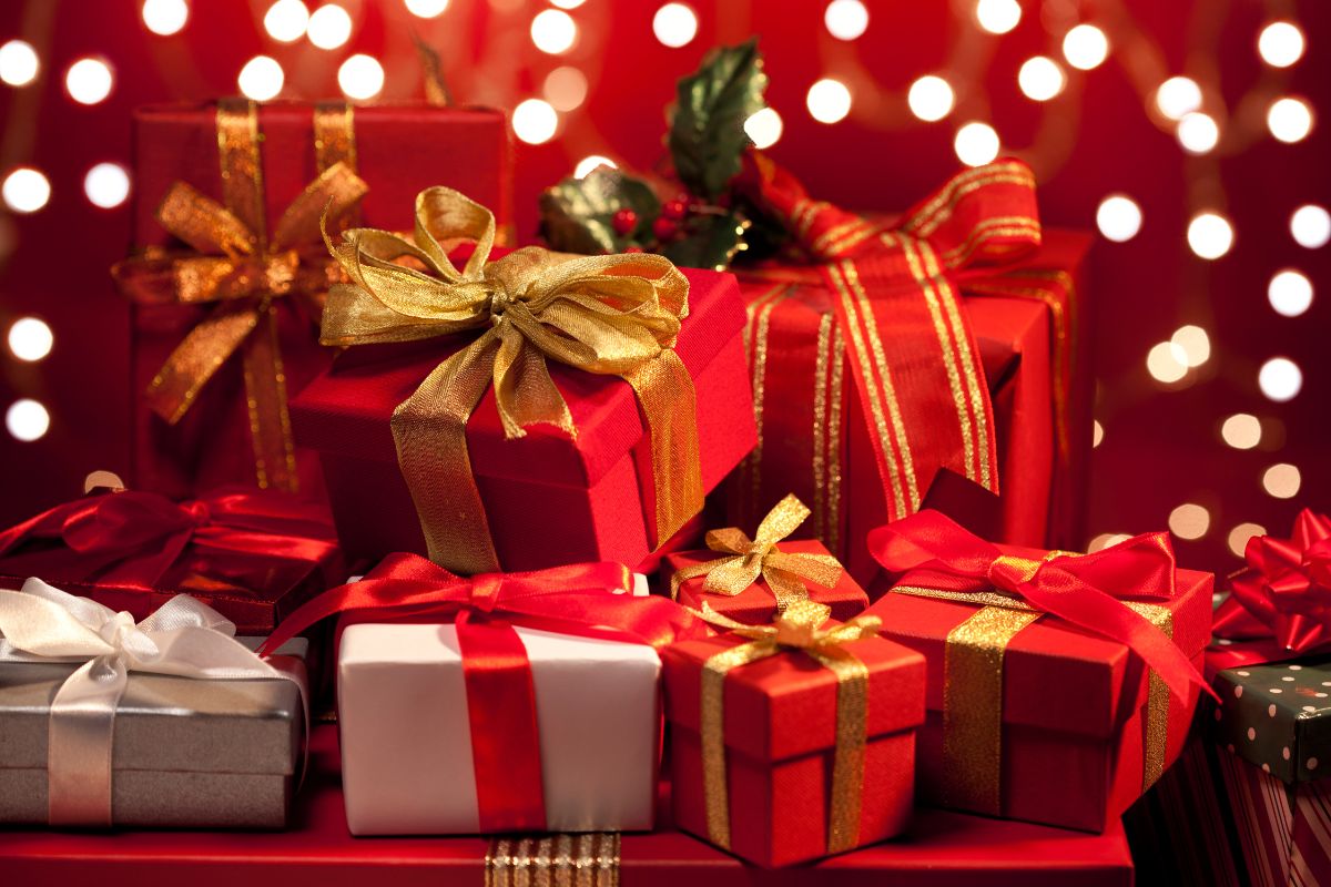 gifting idea, gifting ideas abu dhabi, gifting ideas, where to buy good gifts, where to buy good gifts for festive season, good gifts to give, what to buy for family, what to buy for colleagues, what to buy for friends