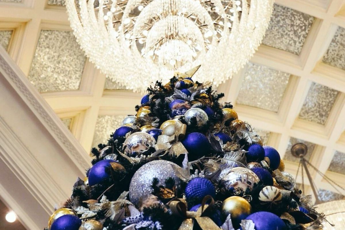 ritz carlton, ritz-carlton abu dhabi grand canal, ritz-carlton abu dhabi, ritz-carlton festive, ritz-carlton christmas, christmas in abu dhabi, abu dhabi festive season, abu dhabi festive season 2023, christmas season, christmas in abu dhabi, christmas winter in abu dhabi