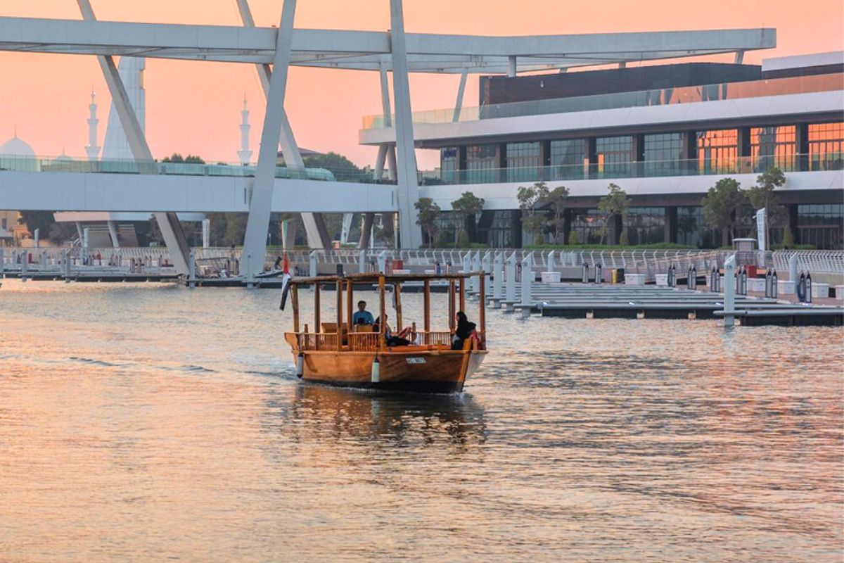 Best things to do at al qana Abu Dhabi, al qana grand cruise