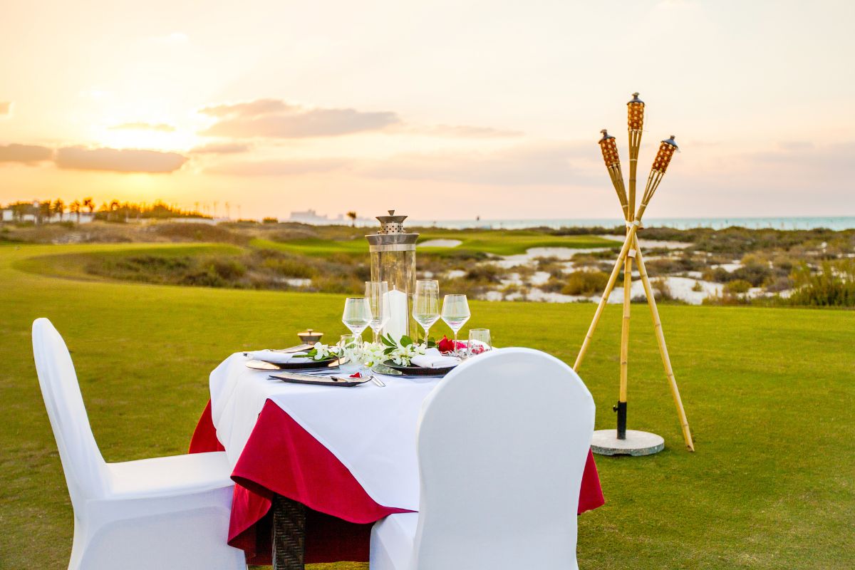 Saadiyat Beach Golf Club Valentine's Day 2024, Valentine's Day in Abu Dhabi