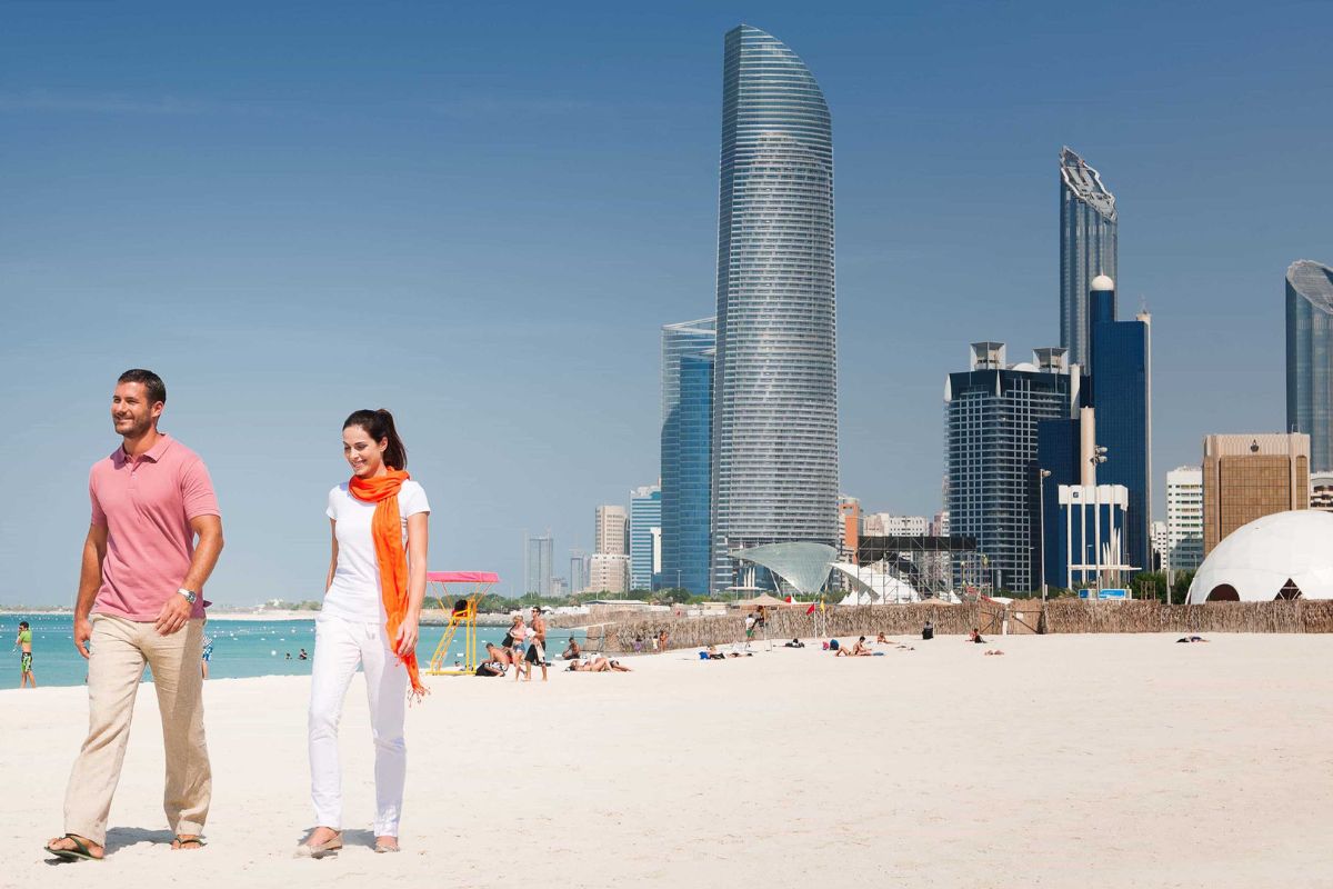 seaside stroll, stroll, stroll in corniche, corniche beach, corniche things to do this weekend, corniche things to do, corniche beach things to do, abu dhabi corniche, abu dhabi corniche things to do