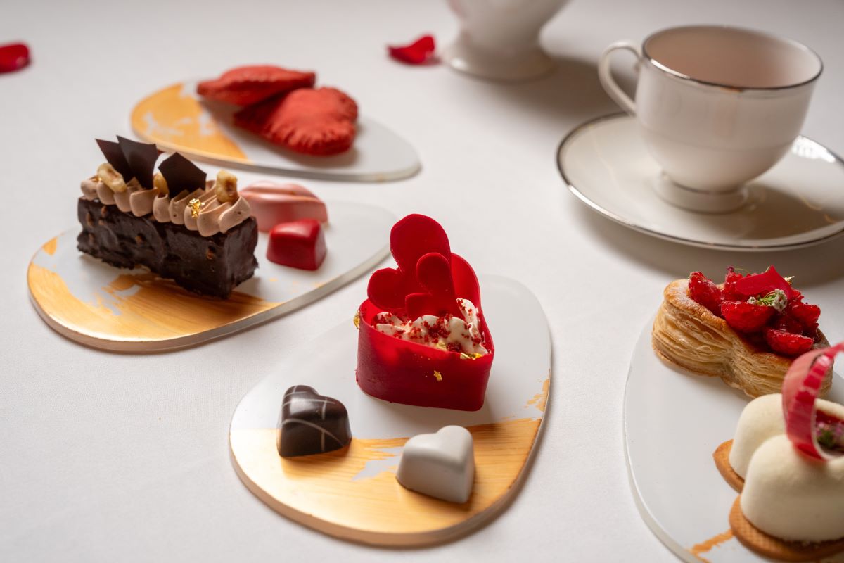 Valentine's day Afternoon tea at Lobby Lounge Shangri-La Qaryat Al Beri Abu Dhabi 2024