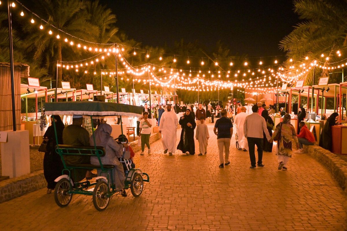 Al Ain pop up market souq al wahat