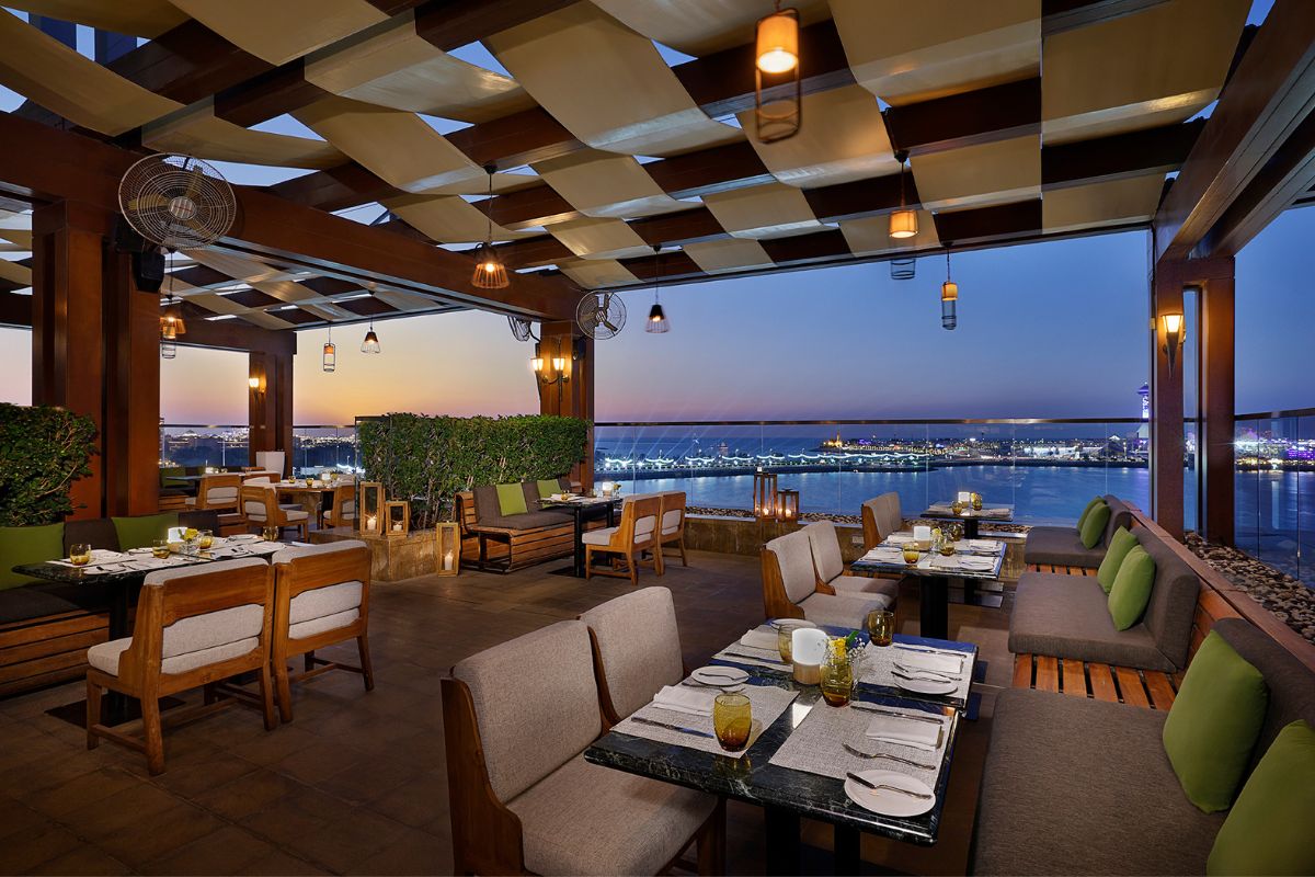 Azura Panoramic Lounge at The St. Regis Abu Dhabi