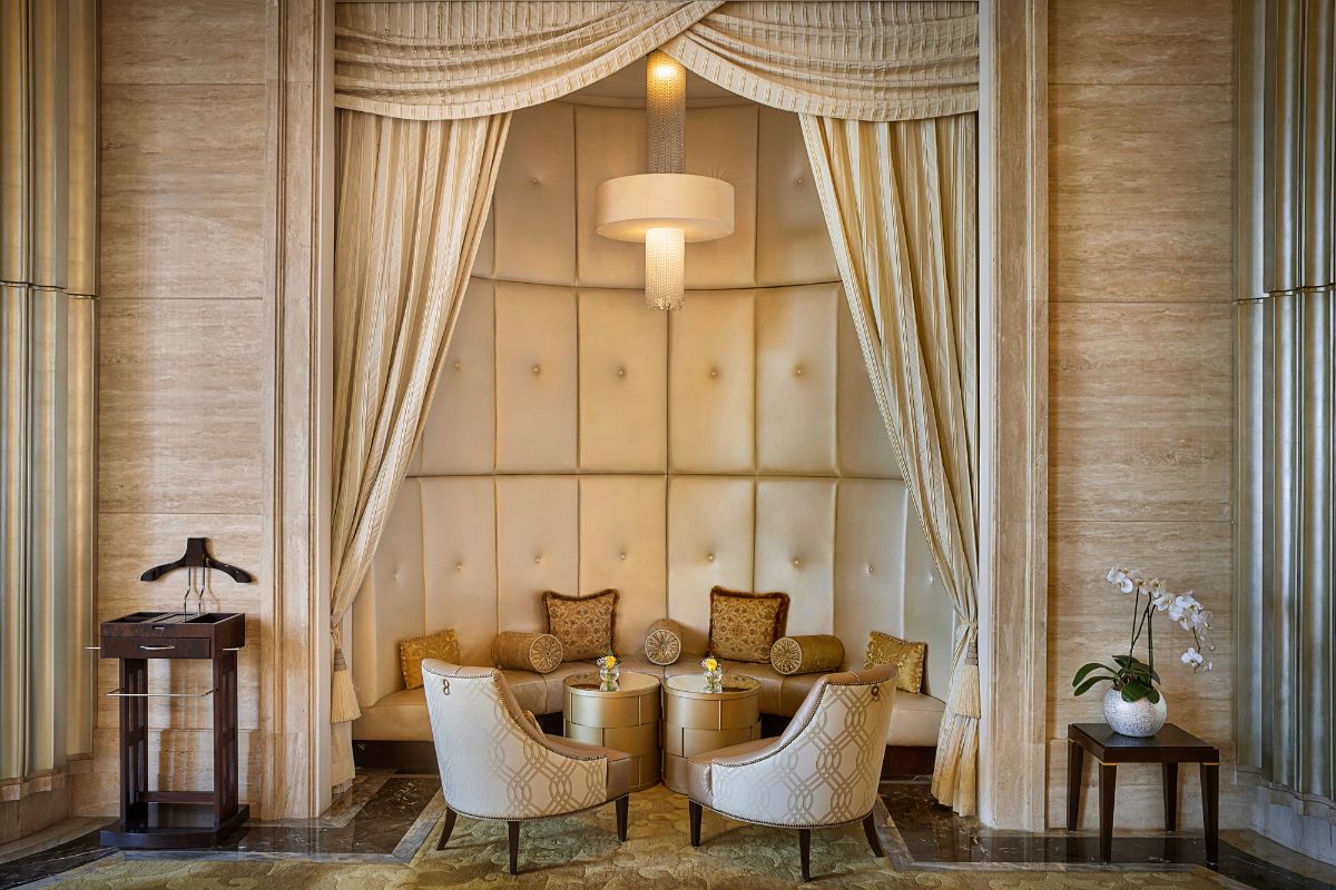 Crystal Lounge at The St. Regis Abu Dhabi