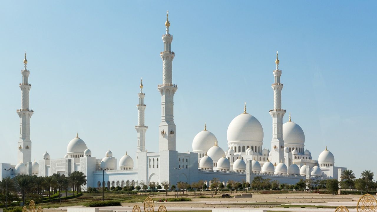 sheikh zayed grand mosque abu dhabi