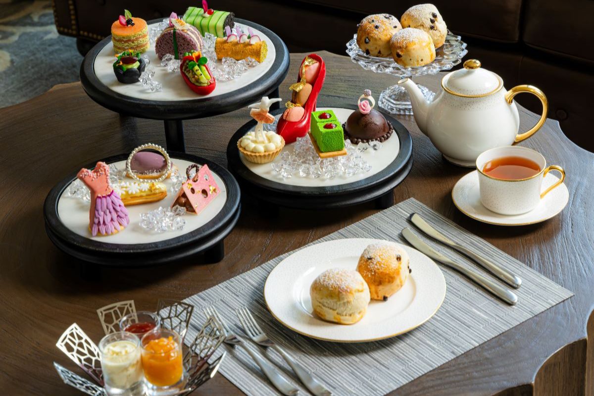 Fashionable afternoon tea at The Drawing Room at the St. Regis Saadiyat Island Resort