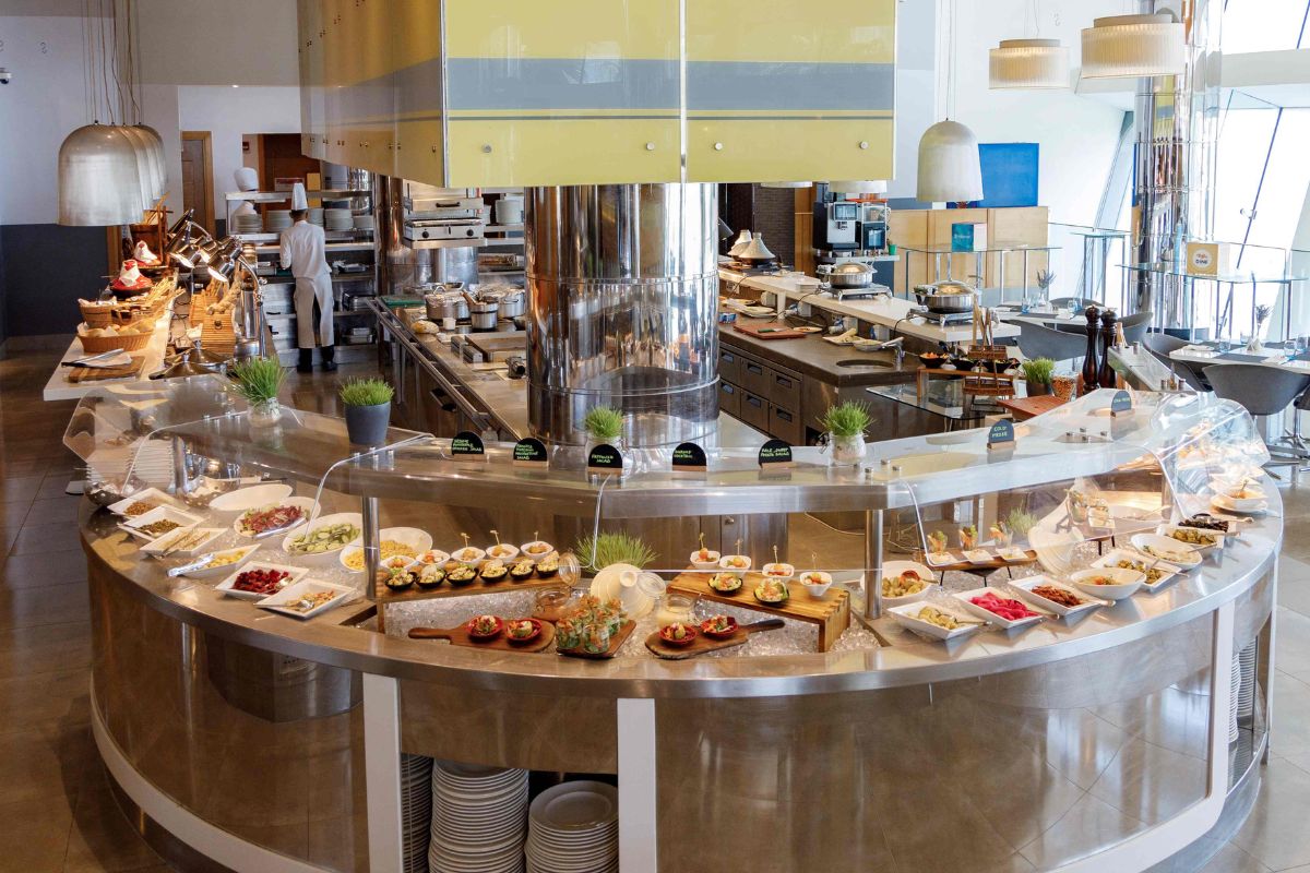 Aloft Abu Dhabi breakfast offers 