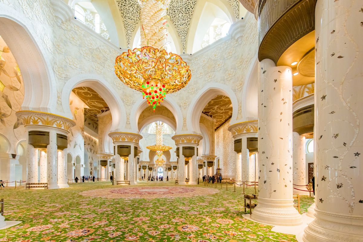 Inside view of the Sheikh Zayed Grand Mosque in Abu Dhabi