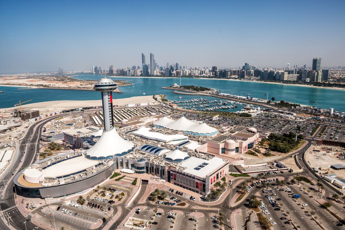  bird's eye view of Marina Mall Abu Dhabi