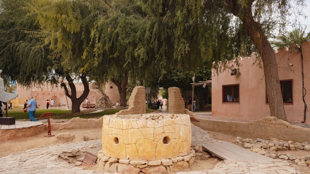 heritage village abu dhabi