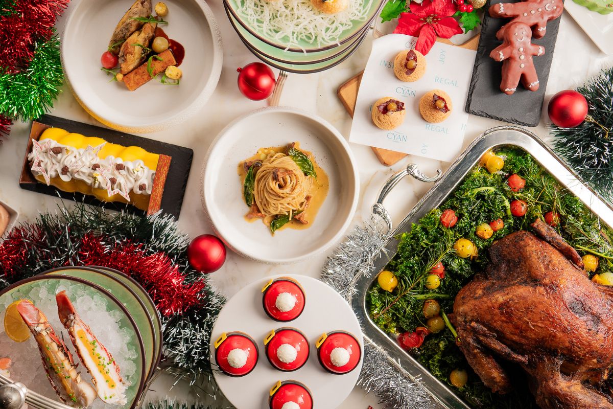 Christmas offers at andaz capital gate abu dhabi