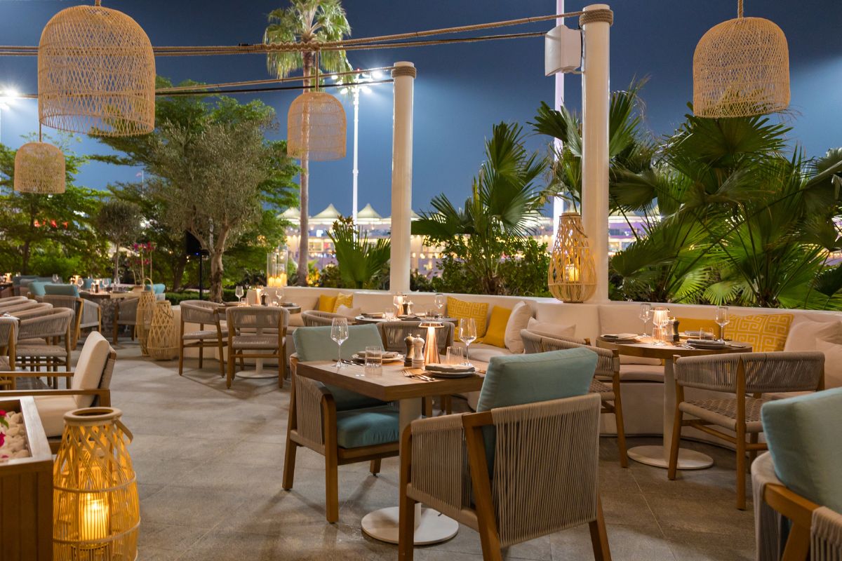 Pappas Taverna at W Abu Dhabi Yas Island