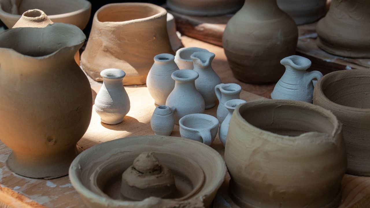 ceramic class and expo ceramic class and expo at manarat al saadiyat abu dhabi