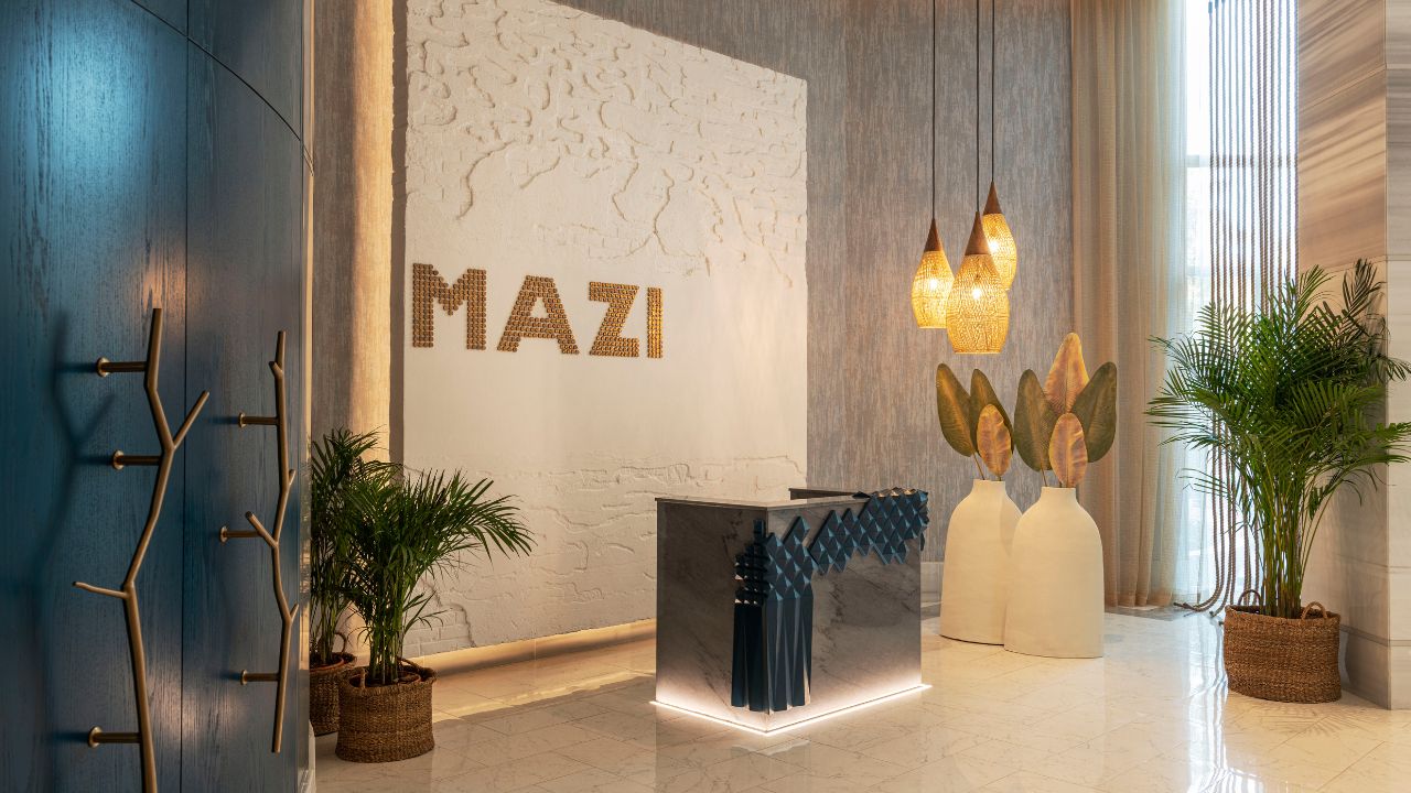 mazi restaurant saadiyat