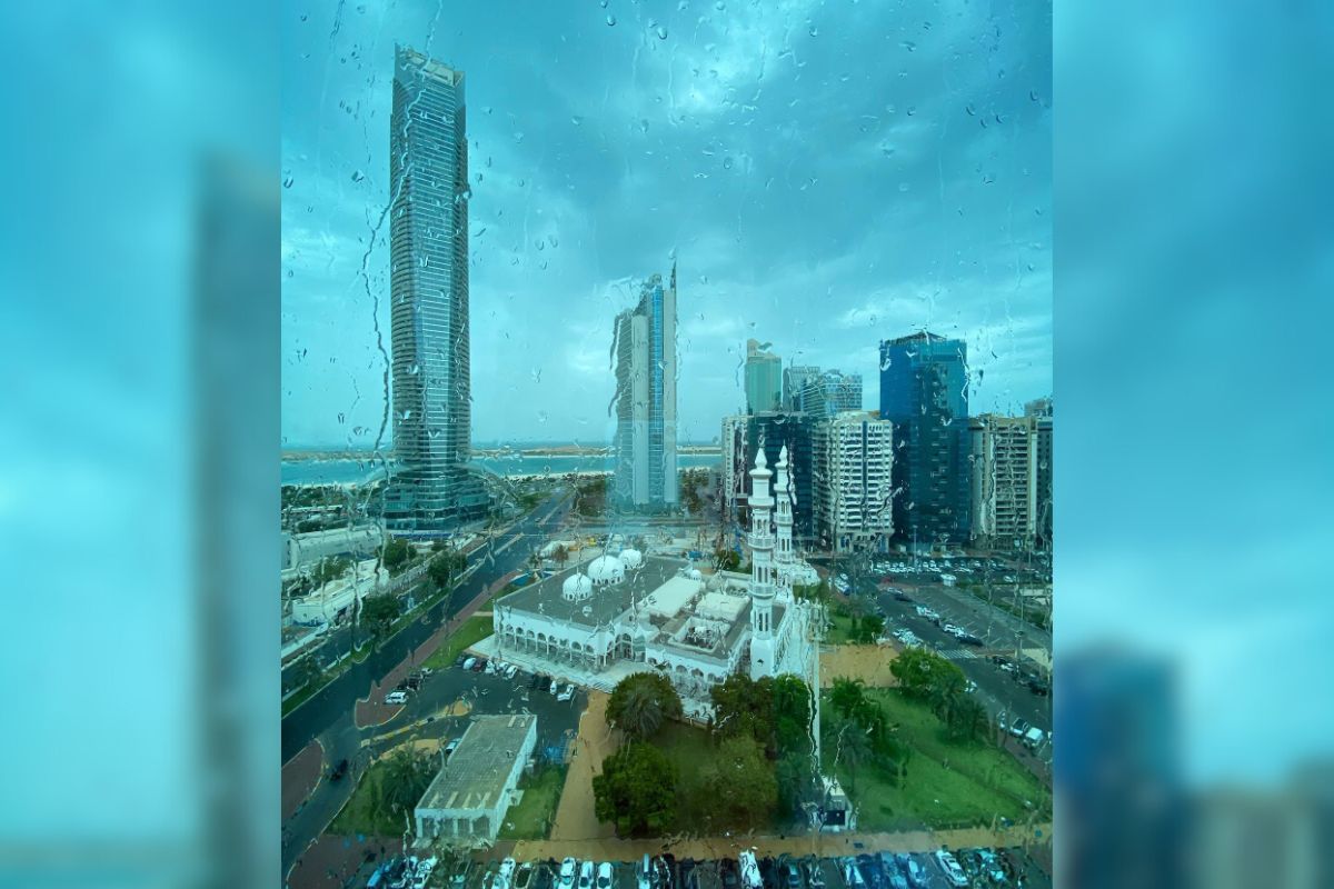 rain in abu dhabi