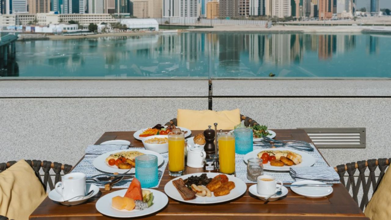 rosewood aqua breakfast offers