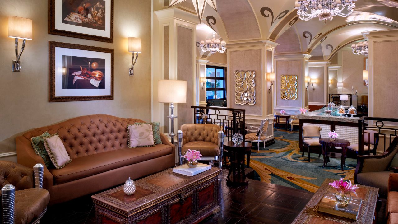 alba lobby lounge at the ritz carlton abu dhabi