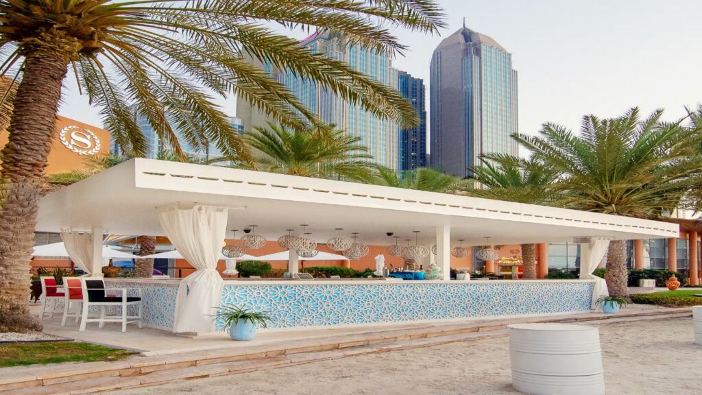 B-Lounge Sheraton Abu Dhabi