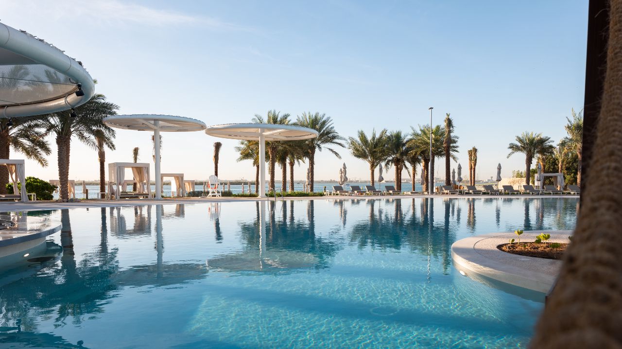 erth abu dhabi al waryah pool