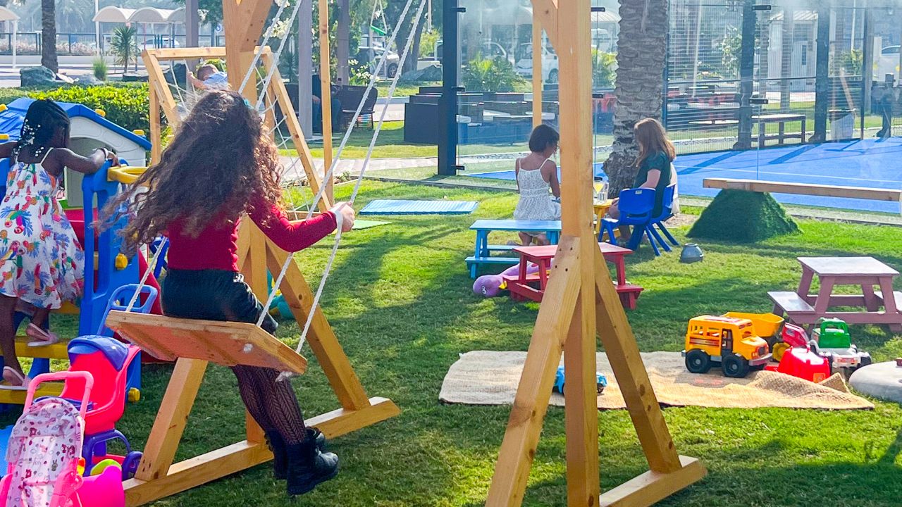 West Bay Lounge, Radisson Blu Abu Dhabi Corniche