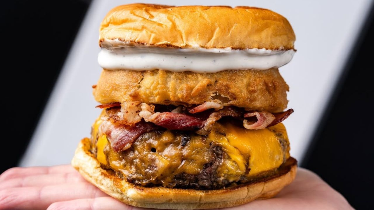 black tap abu dhabi burger