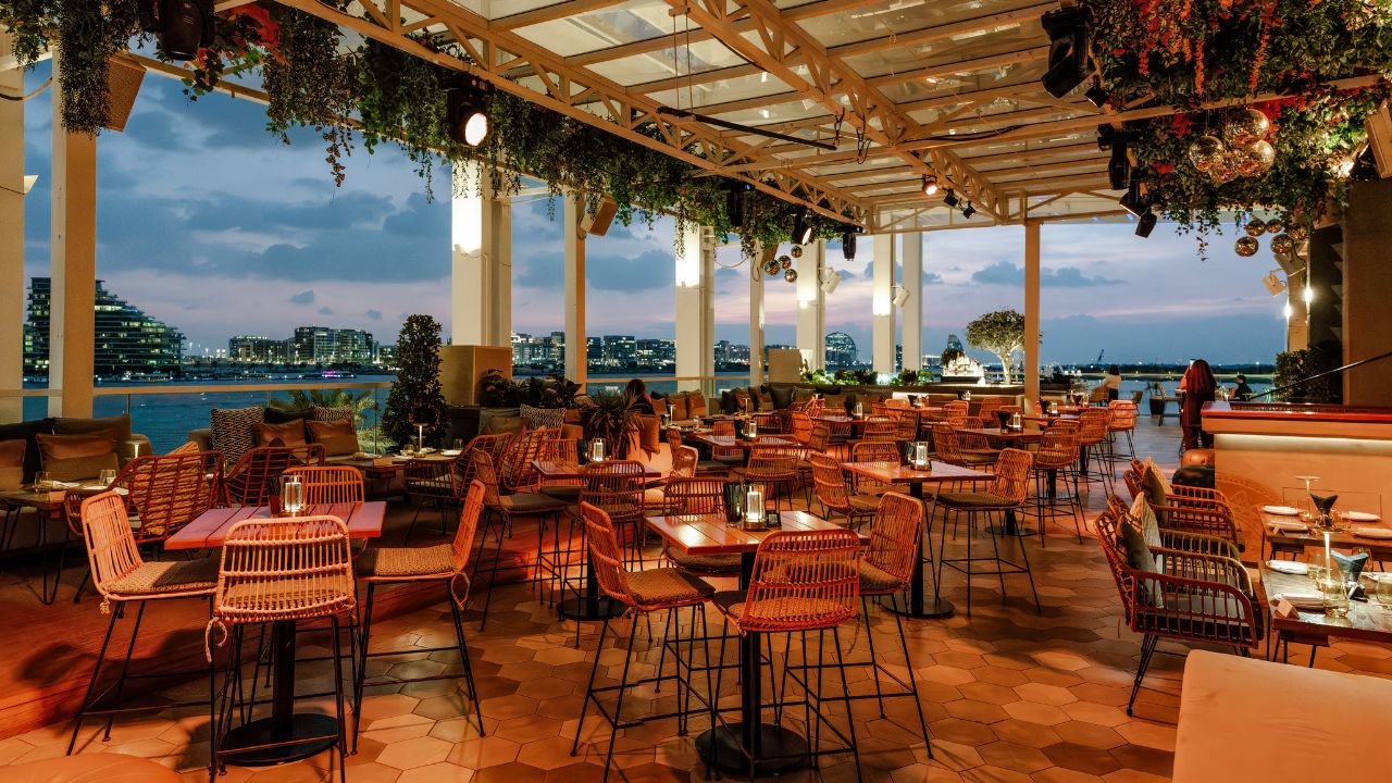 Siddharta Lounge yas bay abu dhabi