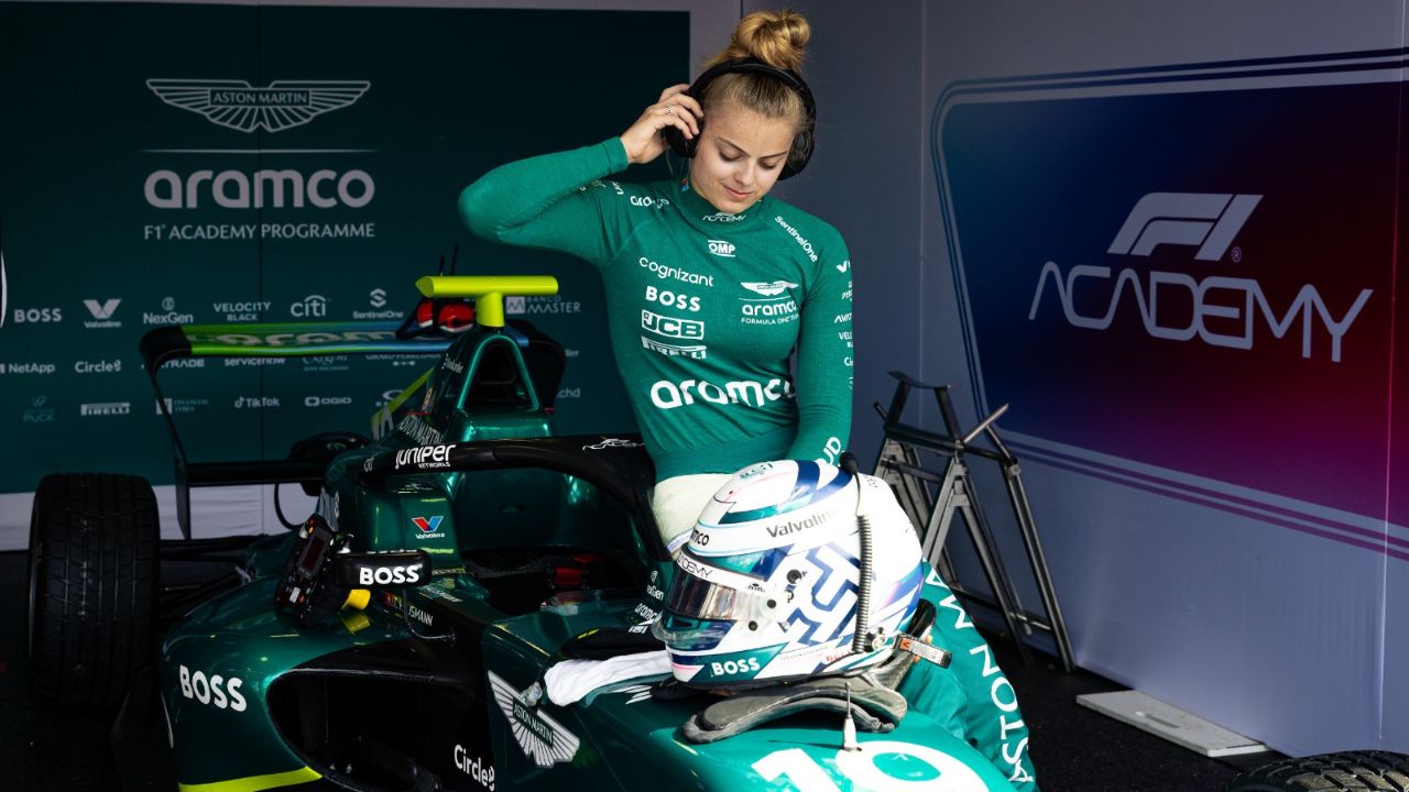 F1 academy female driver