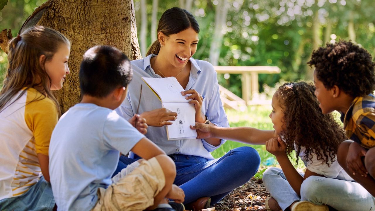 Umm Al Emarat Park abu dhabi, kids learning in the park