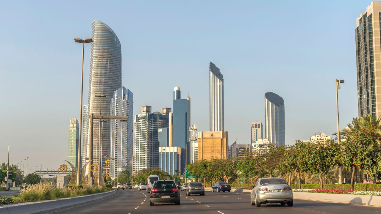 Sheikh Zayed Bin Sultan Street Partial Closure in Abu Dhabi