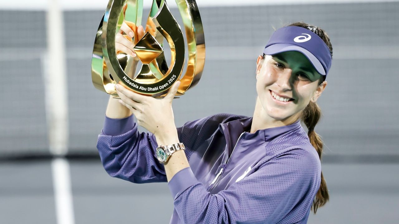 2025 Mubadala Abu Dhabi Open champion Belinda Bencic
