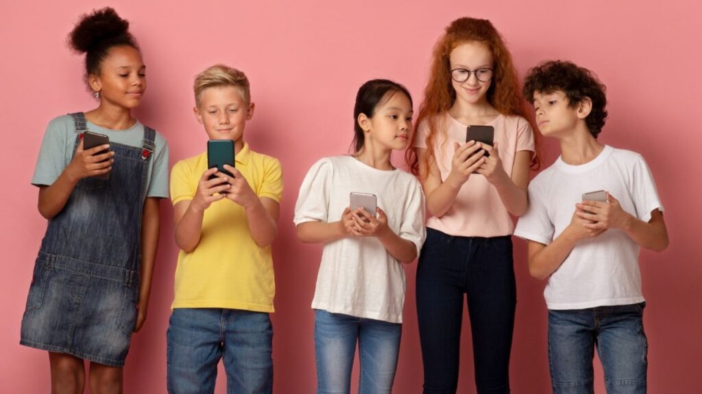 teens using phone