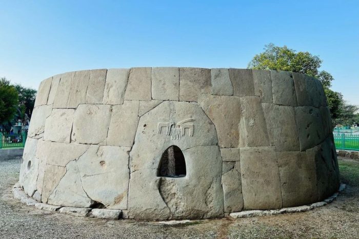 Al Ain Hili Archaeological Park open day