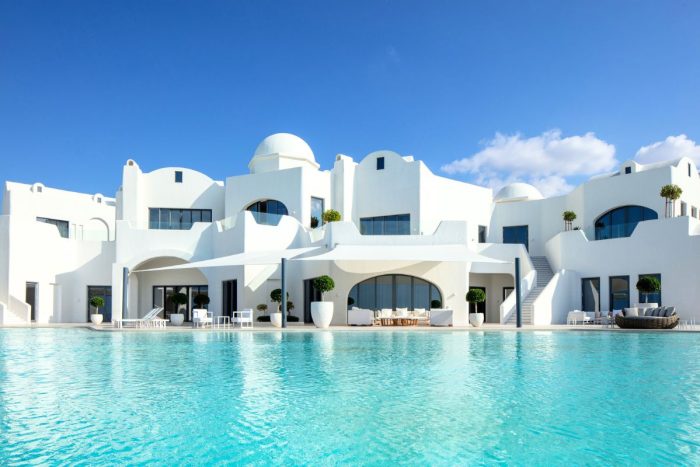 Anantara Santorini Abu Dhabi Retreat Royal Suite