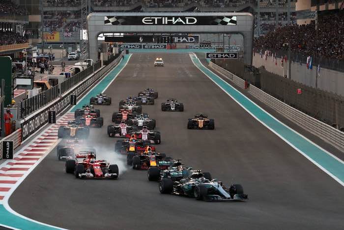 Valtteri Bottas (FIN) Mercedes-Benz F1 W08 Hybrid leads at the start of the race at Formula One World Championship, Rd20, Abu Dhabi Grand Prix, Race, Yas Marina Circuit, Abu Dhabi, UAE, Sunday 26 November 2017.