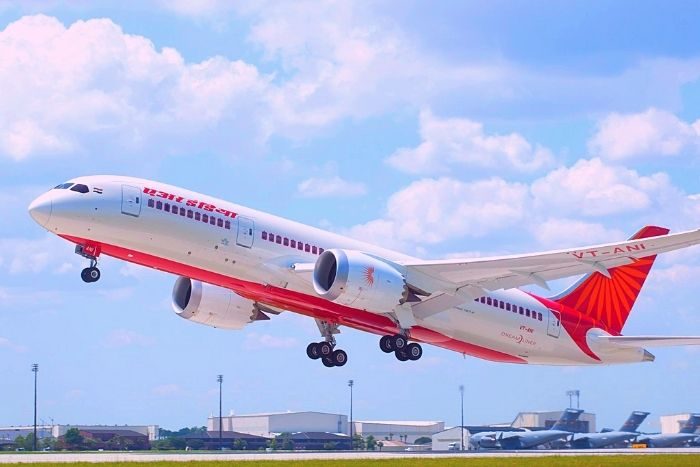 Air India - flight ban lifted from flights from India to UAE