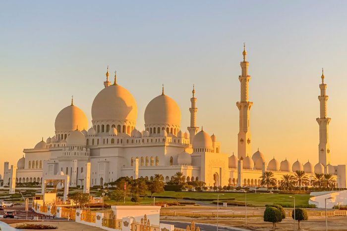 iftar and suhoor timings in abu dhabi sheikh zayed mosque